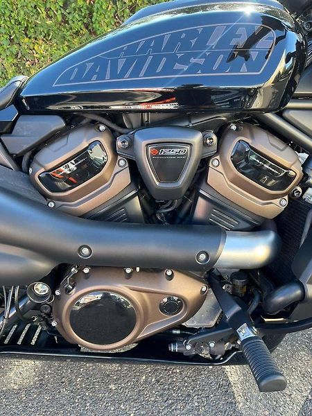 Harley-Davidson (2022) RH 1250S Sportster S - fotka 10 z 12