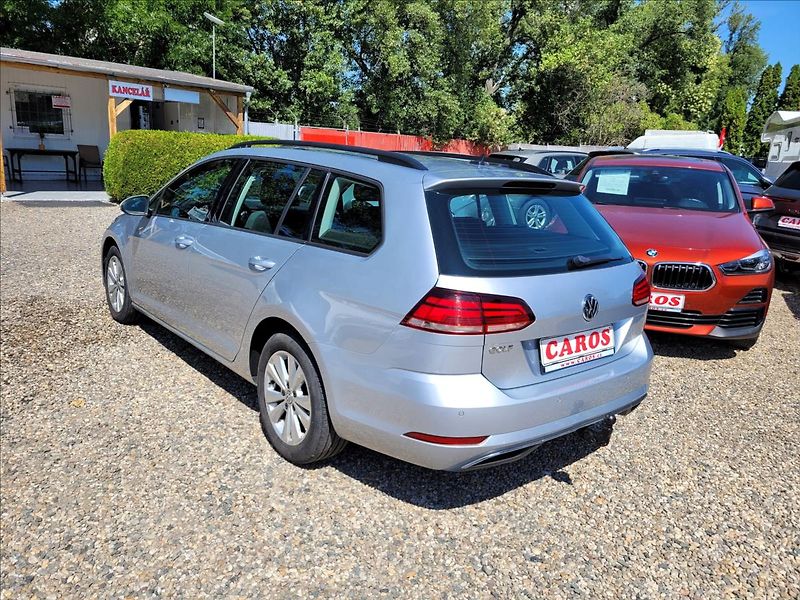 Volkswagen Golf 1,0 TSI,navi,digiklima,acc,alu - fotka 5 z 50