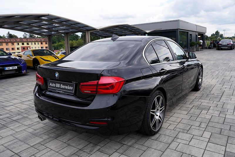 BMW Řada 3 320d automat/EfficientDynamic/ - fotka 6 z 39