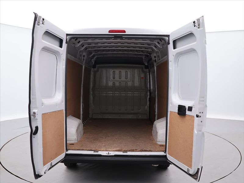 Peugeot Boxer 2,2 HDI 103 KW L3H2 DPH CZ 1.M - fotka 9 z 31