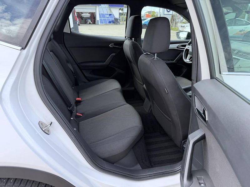 Seat Arona 1.0 TGI Xcellence, LED. - fotka 10 z 19