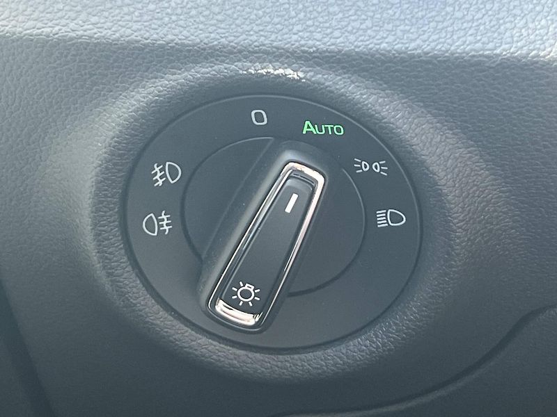 Škoda Kamiq (2026) Monte Carlo 7DSG 1,0TSI - fotka 15 z 23