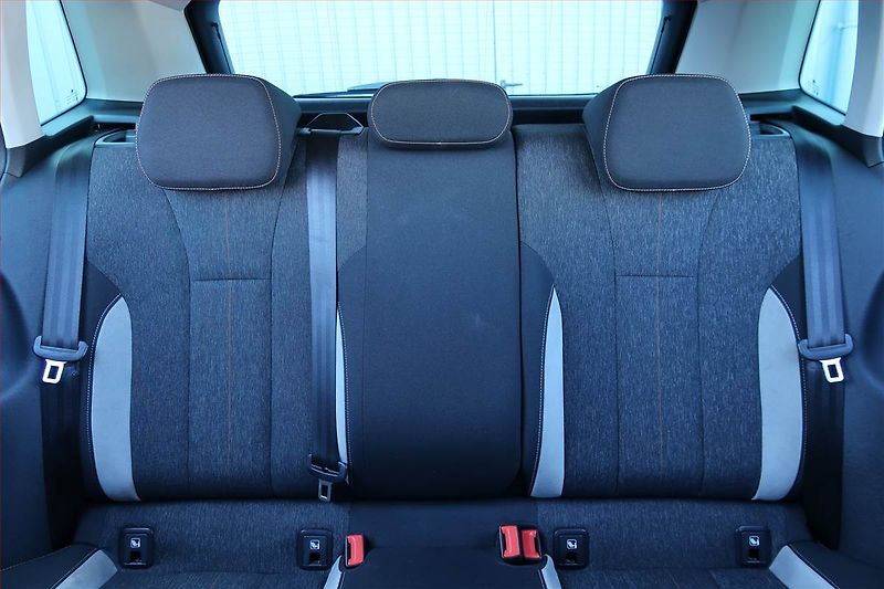 Škoda Kamiq (2019) 1.0 TSI, Automat, Navi - fotka 10 z 27