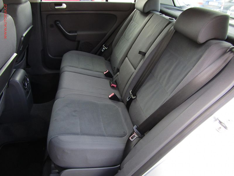 Volkswagen Golf Plus (2005) 1.9 TDi, AC, temp - fotka 10 z 15