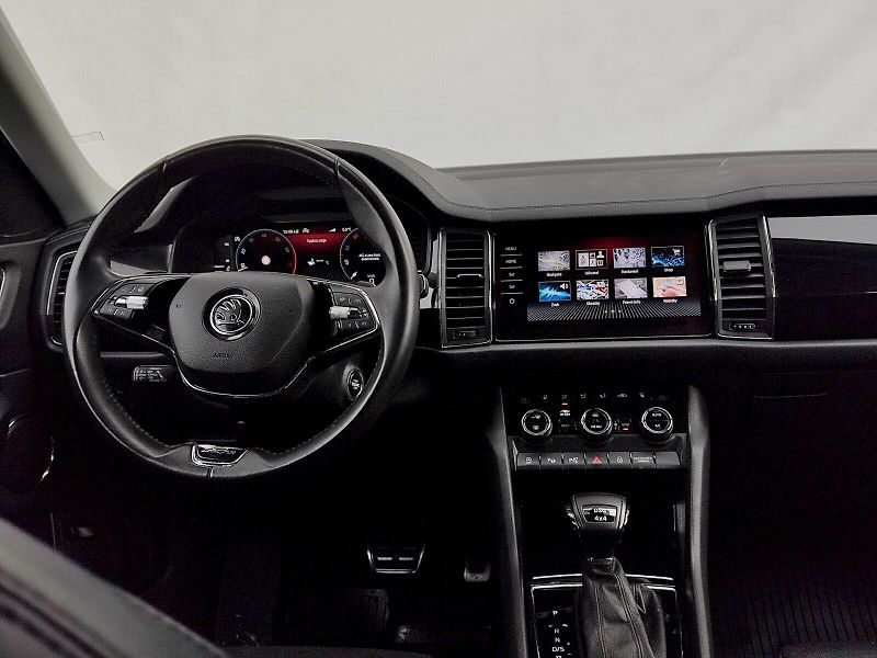 Škoda Kodiaq (2022) L&K 2,0 Tsi 140 Kw 4x4 DSg - fotka 6 z 42