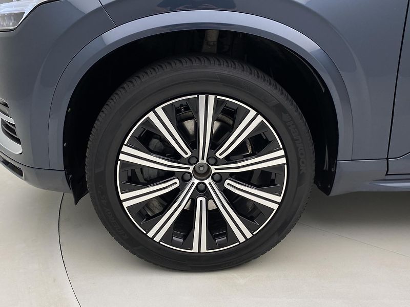 Volvo XC90 B5 AWD INSCRIPTION REZERVACE - fotka 38 z 46