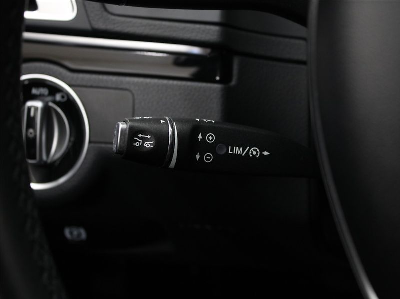 Mercedes-Benz Třídy E 350CDI LED 149tkm.ČR   3,0 - fotka 18 z 24