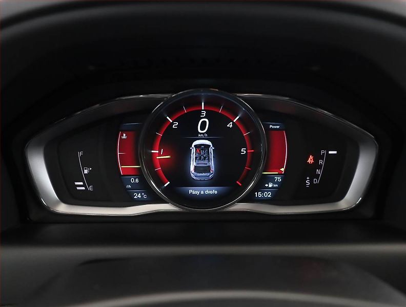 Volvo XC60 (2014) D4, Automat, Serv.kniha, Navi - fotka 9 z 14