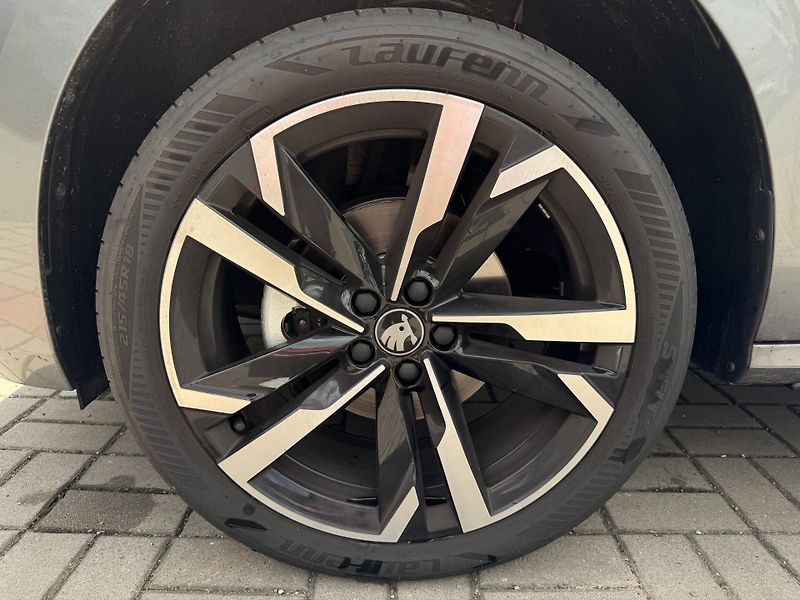 Škoda Kamiq (2026) Monte Carlo 7DSG 1,0TSI - fotka 19 z 22