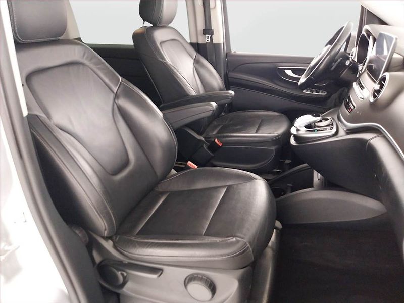 Mercedes-Benz Třídy V (2015) 220 CDI - fotka 9 z 26