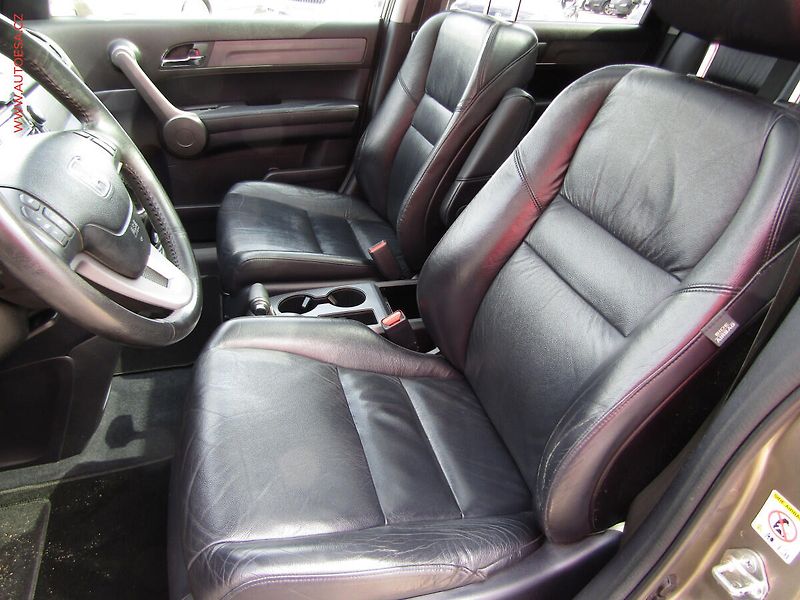 Honda CR-V (2008) 2.2 CDTi 4x4, ČR, AC, výhřev - fotka 9 z 17