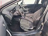 Peugeot 308 (2008) 1.4i, ČR, Klima - náhled 9