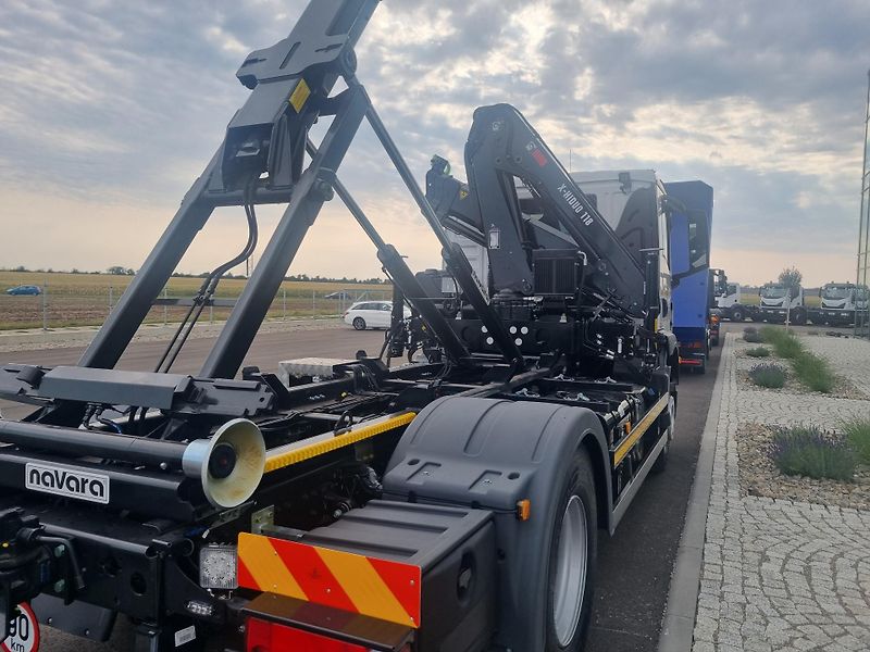 Mercedes-Benz Axor AROCS 4x4 RUKA A KONTEJNER  - fotka 3 z 16