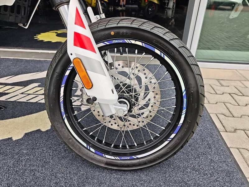 Aprilia SX 125 (2025) 790 Km - fotka 12 z 20
