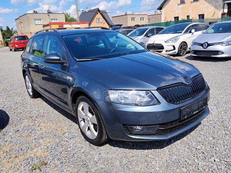 Škoda Octavia (2017) - fotka 30 z 35