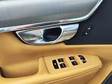 Volvo V90 D3 2.0/110kW Momentum AT - náhled 30