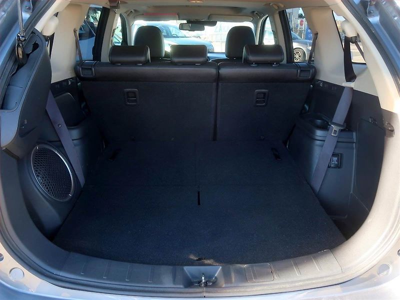 Mitsubishi Outlander (2017) Instyle 2.2 DI-D, 4X4 - fotka 14 z 18