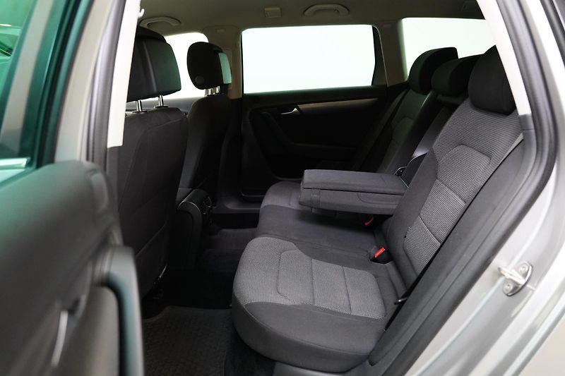 Volkswagen Passat - fotka 24 z 26