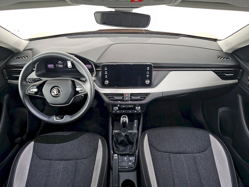 Škoda Kamiq (2024) 1.0TSI 81kW DSG TOP SELECTION - fotka 9 z 29