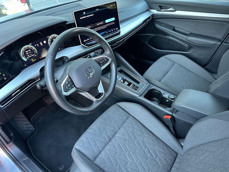 Volkswagen Golf Variant (2024) 1.5 eTSI DSG Life - fotka 8 z 33