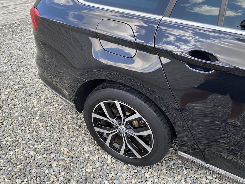Volkswagen Passat 2.0TDi 150PS DSG 113000TKM!!!! - fotka 49 z 152