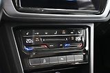 Volkswagen Touran (2023) 2.0 LED DSG ACC Tažné COMFORTL - náhled 20