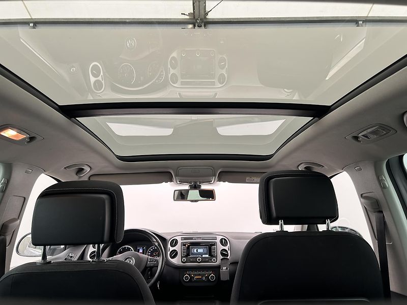 Volkswagen Tiguan 2.0 TDI 4x4 CUP - fotka 25 z 26