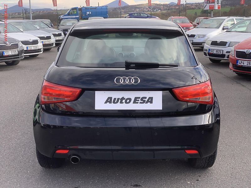 Audi A1 (2012) 1.6TDi, autoAC - fotka 5 z 19