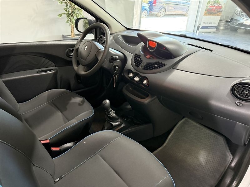Renault Twingo 1,2   i NOVÁ SPOJKA PO STK - fotka 10 z 15