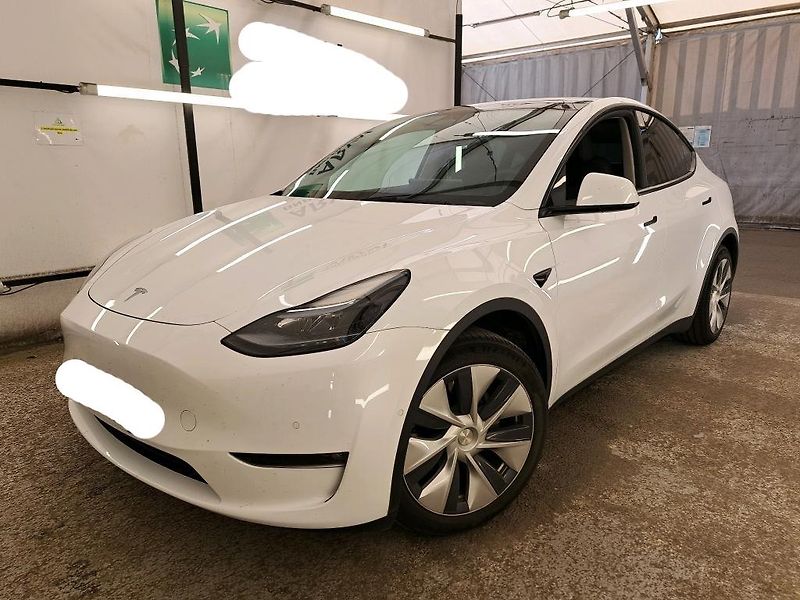 Tesla Model Y AWD Long Range    PŘIPRAVUJEME - fotka 2 z 9