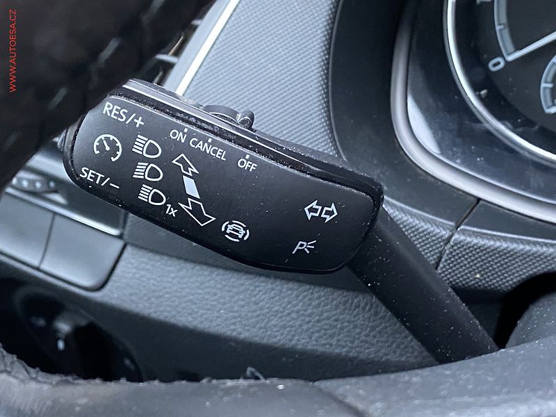 Škoda Fabia (2019) 1.0 TSi, Ambition, park. - fotka 13 z 17