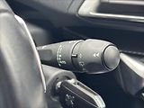 Peugeot 3008 1,2 PT AT 1.ČR PLNÝ SERVIS - náhled 33