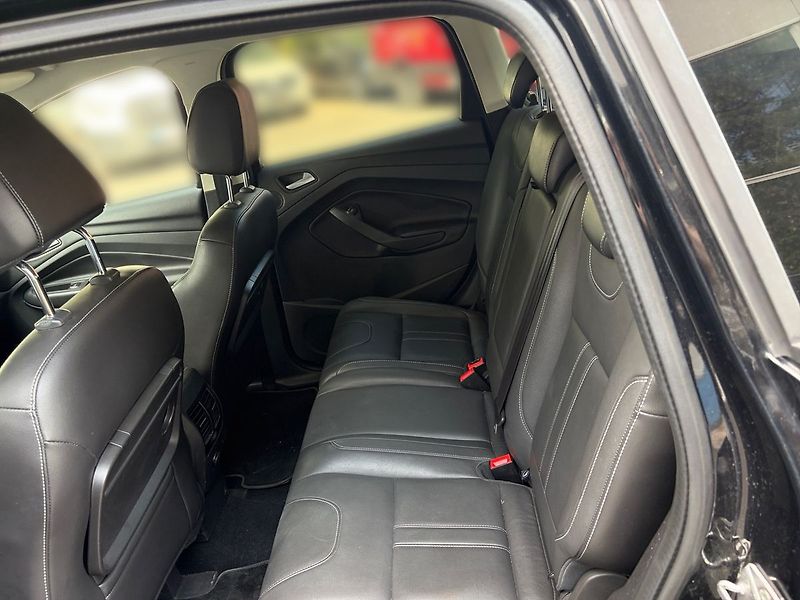 Ford Kuga Titanium TOP VÝBAVA od FORD67 - fotka 11 z 19