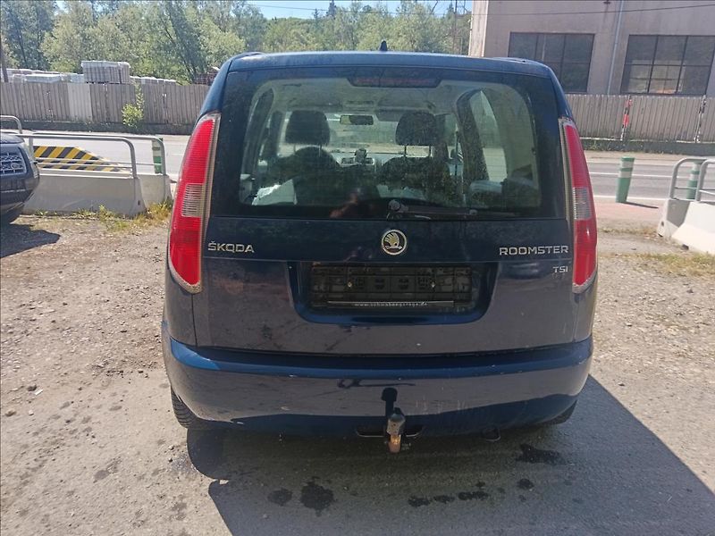 Škoda Roomster 1,2 TSi DSG  Ambition - fotka 10 z 19