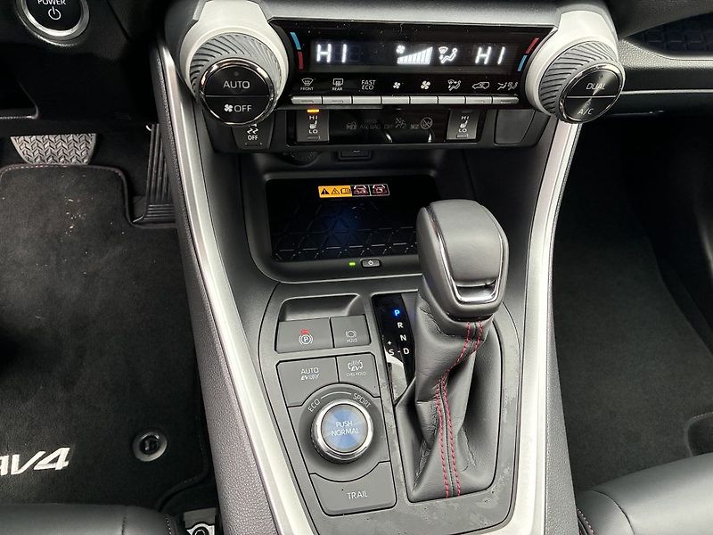 Toyota RAV4 2.5 Plug-in 185 Selection - fotka 24 z 27