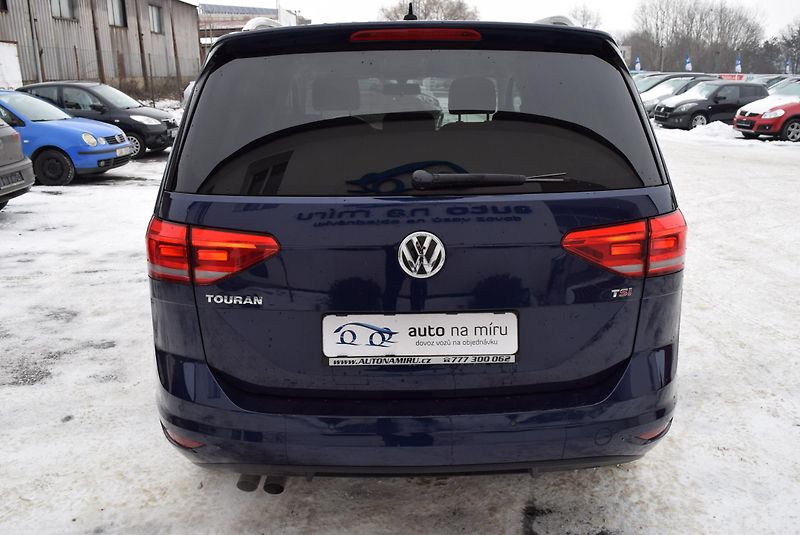 Volkswagen Touran (2017) 1.4TSI 110kw COMFORTLINE BMT  - fotka 9 z 50