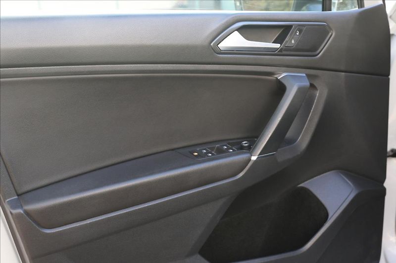 Volkswagen Tiguan Allspace 2,0 Tsi, 4motion, 7míst - fotka 16 z 44