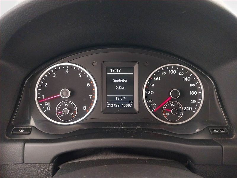 Volkswagen Tiguan (2011) 1.4 TSI, Serv.kniha - fotka 11 z 17