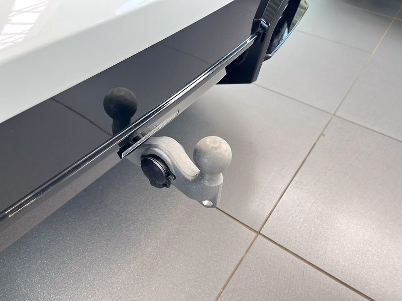 BMW iX xDrive45 M-Sport Komfort HuD - fotka 17 z 17