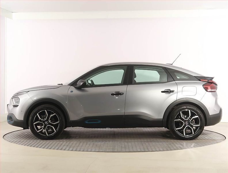 Citroën ë-C4 (2022) Feel 50 kWh, SoH 94% - fotka 3 z 25