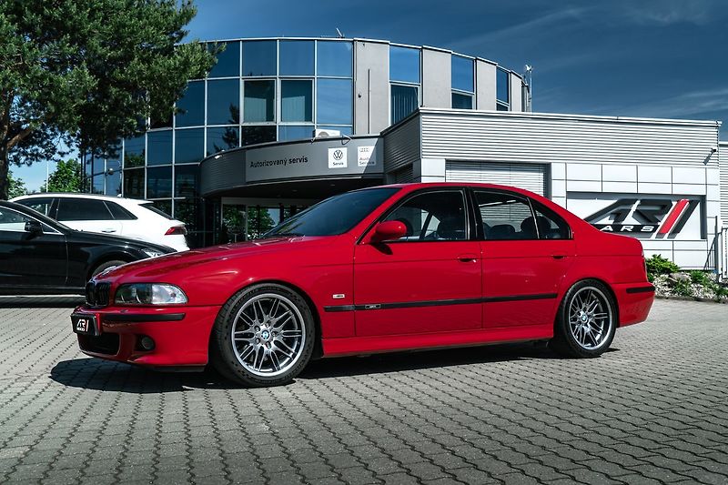 BMW M5 - fotka 22 z 22