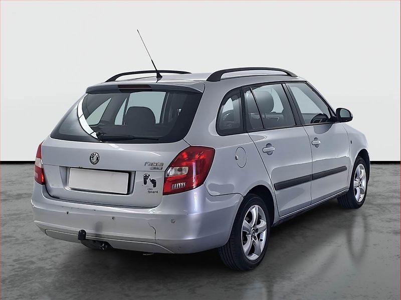 Škoda Fabia (2009) Ambiente 1.4 16V, po STK - fotka 5 z 14