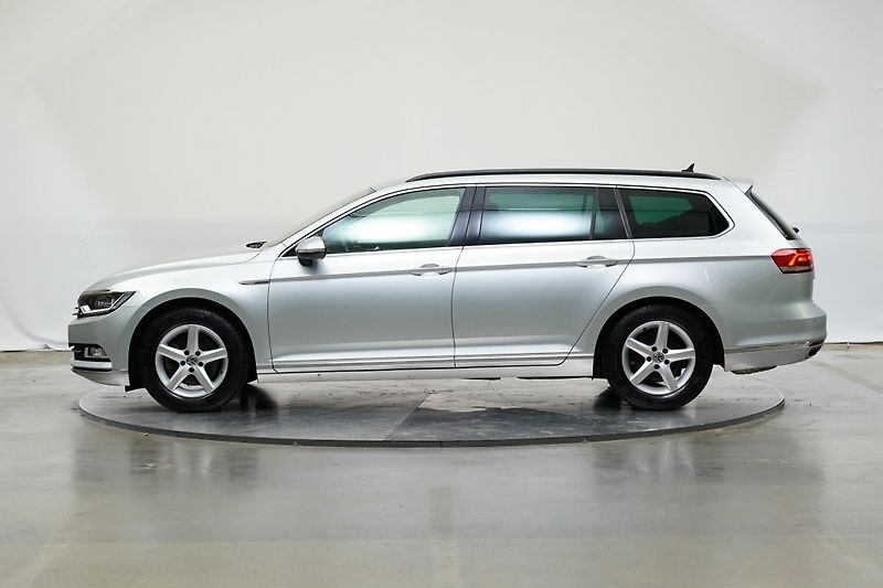 Volkswagen Passat - fotka 3 z 26
