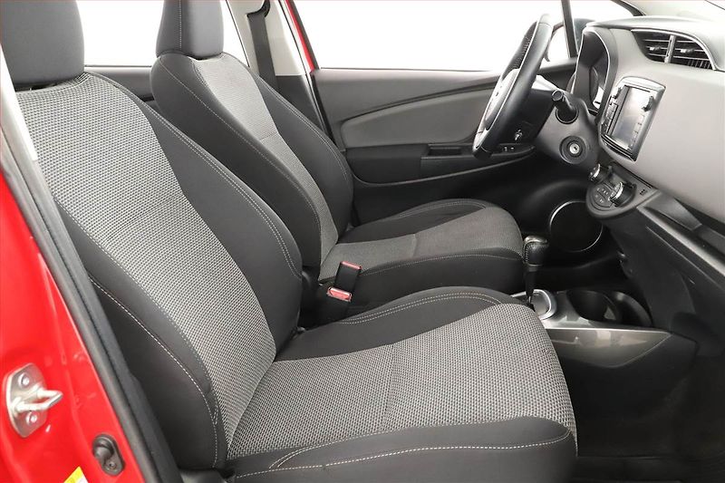 Toyota Yaris (2016) 1.5 Hybrid, Automat - fotka 7 z 17
