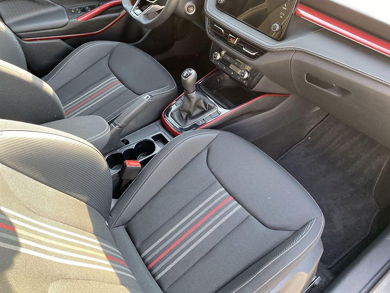Škoda Fabia (2025) 1.0 TSI Monte Carlo - fotka 9 z 32