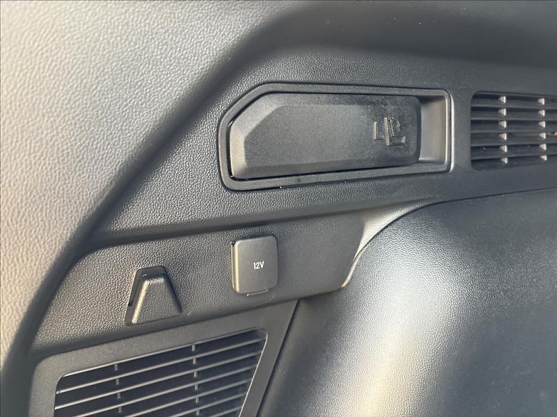 Ford Kuga 2,5 PHEV  ST-Line X  AUT DPH - fotka 14 z 46