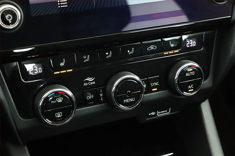 Škoda Octavia (2018) Ambition Plus 1.6 TDI - fotka 12 z 14
