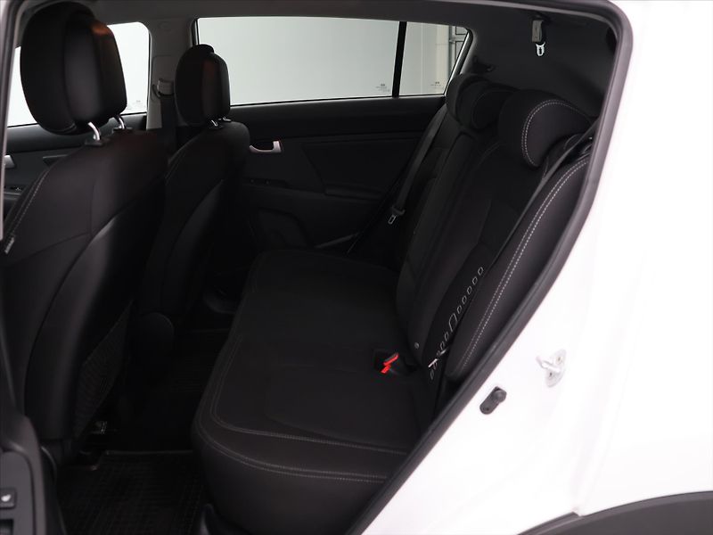 Kia Sportage 2,0 CRDi 135 kW 4x4 Aut.klima - fotka 13 z 25
