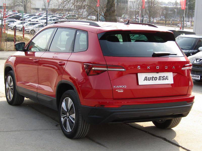 Škoda Karoq (2022) 1.5 TSi, 1.maj,ČR, DSG, navi - fotka 6 z 23