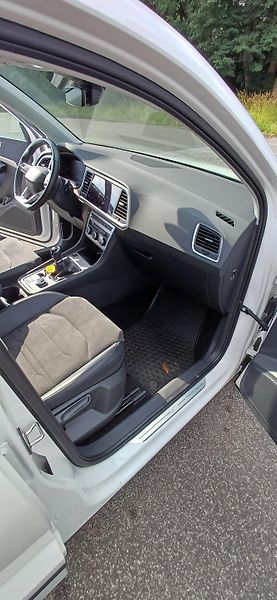 Seat Ateca (2023) - fotka 10 z 21